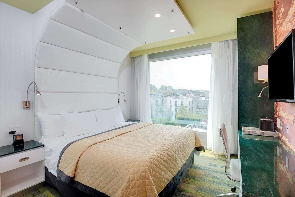 Wyndham Garden Brooklyn Sunset Park 1