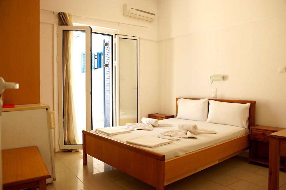 Madares Hotel 3