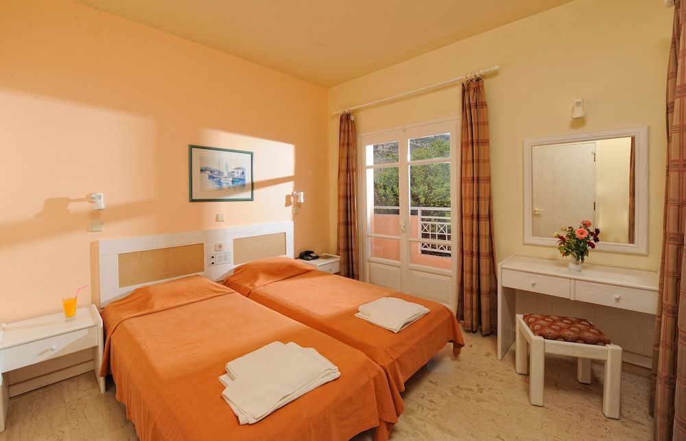 Manolis Apartments 3