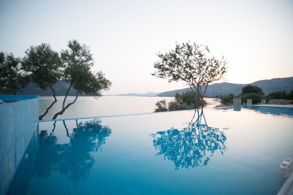 Thesmos Village 4 estrelas em Mýtikas