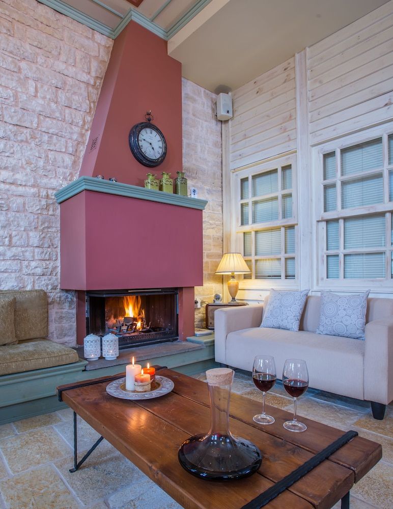 Pirrion Boutique Hotel sweet hospitality 2