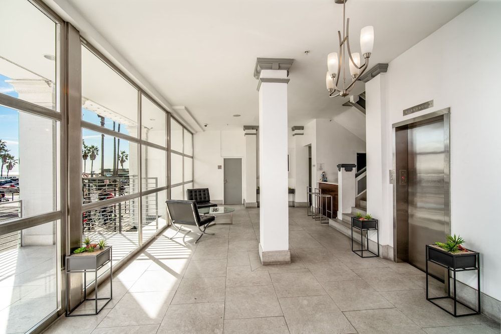 Air Venice On The Beach 3