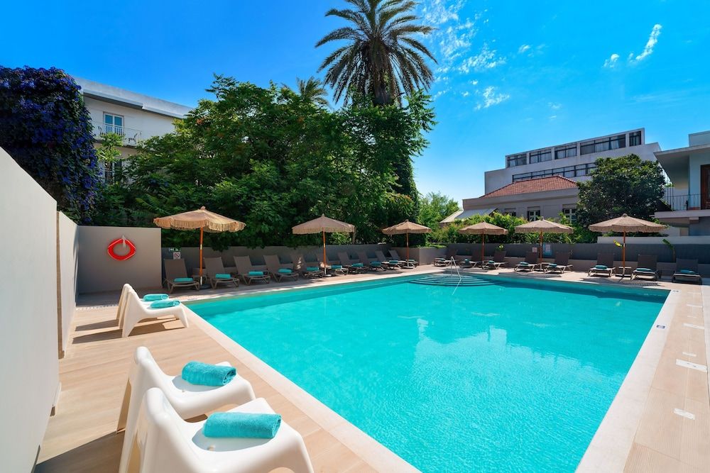 Amphitryon City Hotel 4 estrellas en Rodas