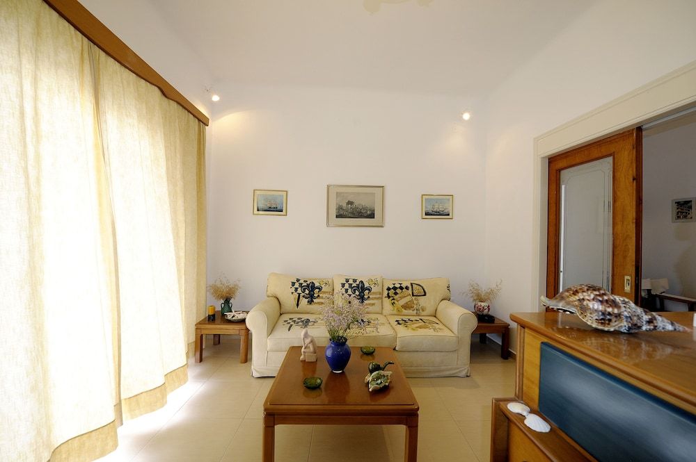 Corali Hotel 2