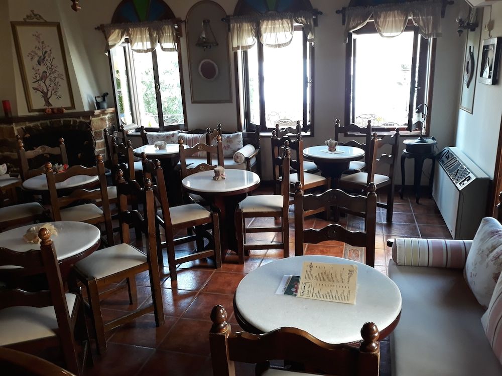 Archontiko Theodora 2