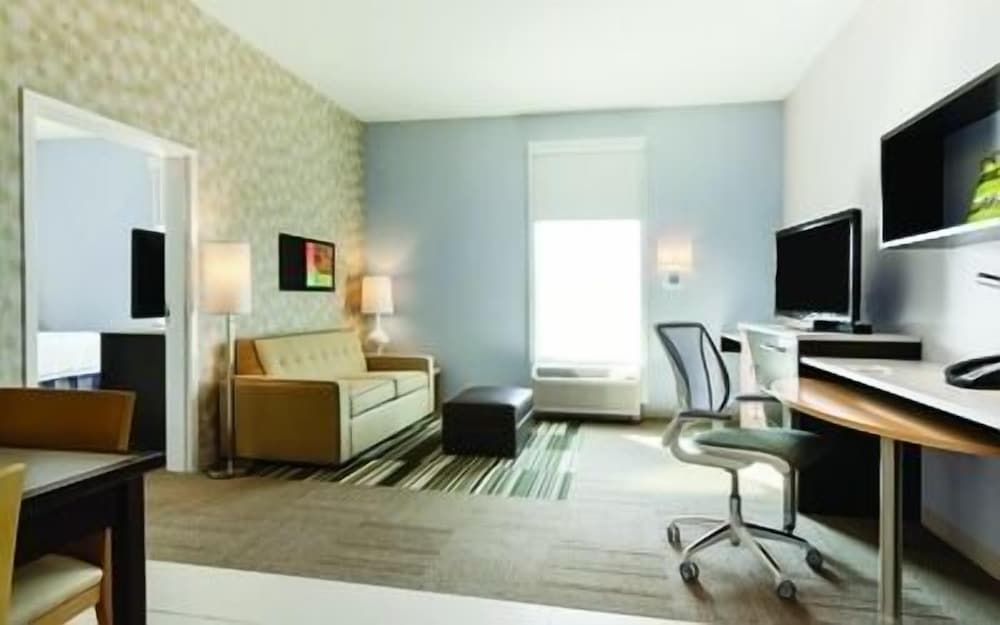Home2 Suites by Hilton Philadelphia - Convention Center, PA 3