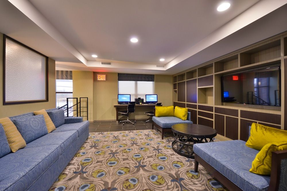 Holiday Inn New York JFK Airport Area, an IHG Hotel 3