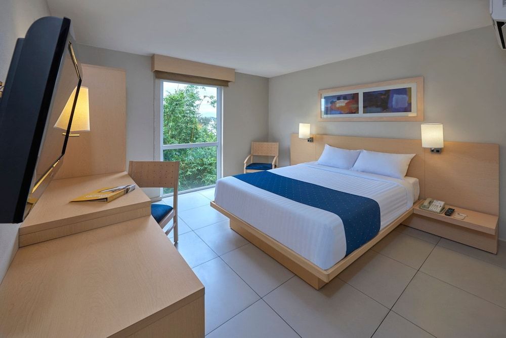 City Express Xalapa 1