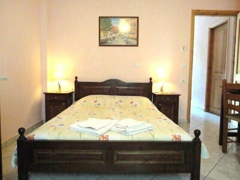 Smile Stella Studios 3