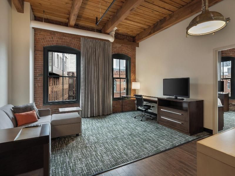 Residence Inn by Marriott Boston Downtown/Seaport 3