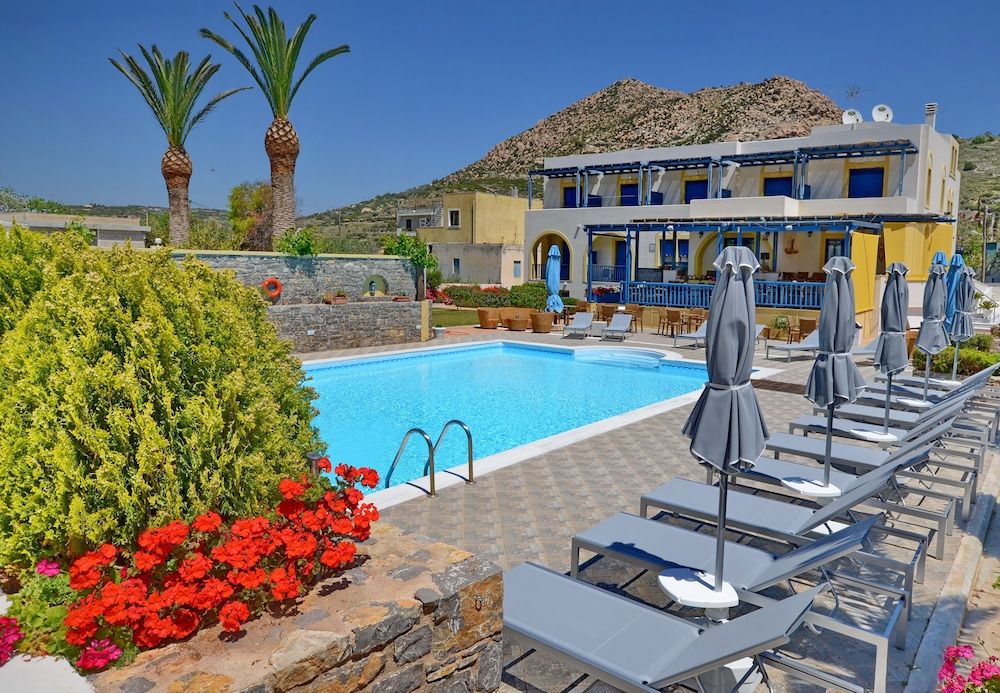 Emporios Bay Hotel 1