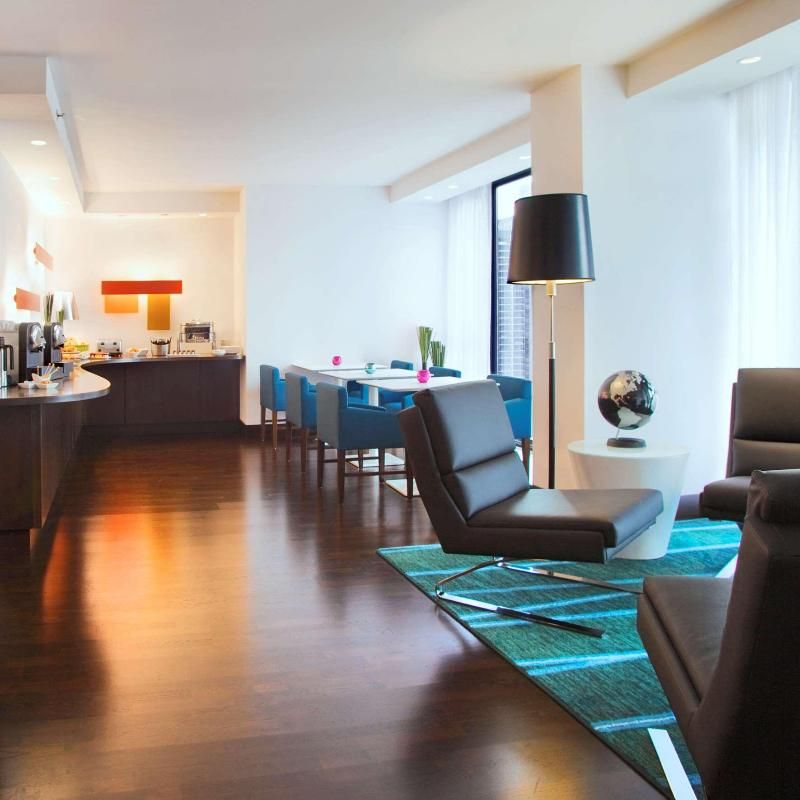 Radisson Blu Aqua Hotel Chicago 1