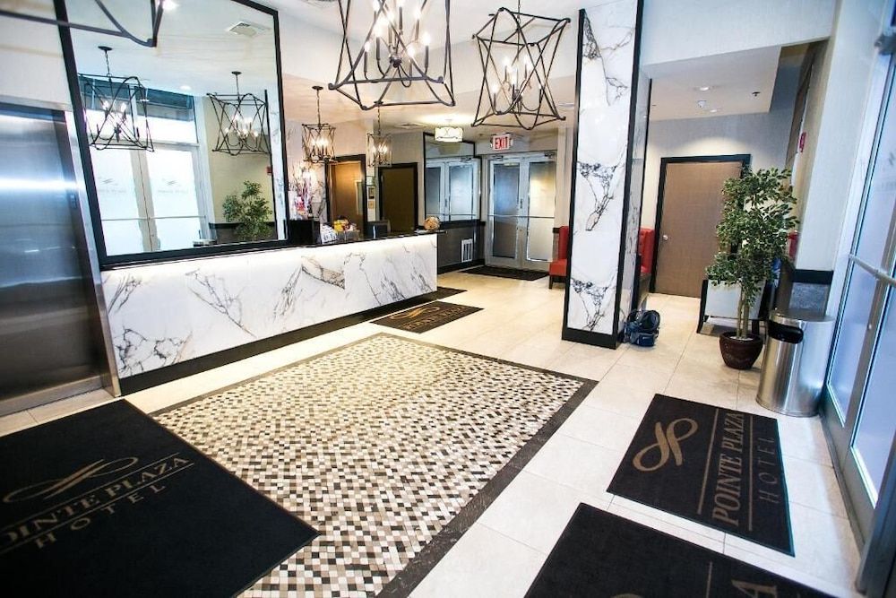Pointe Plaza Hotel 1