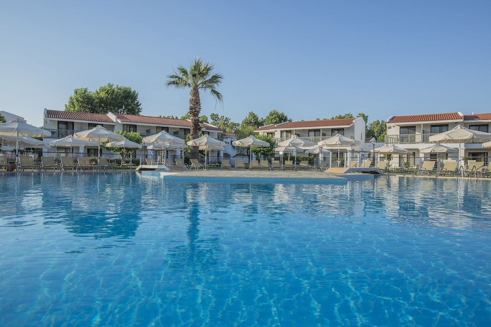 Golden Coast 4 estrelas em Mati