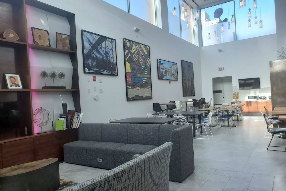 Fairfield Inn & Suites by Marriott New York Brooklyn 2