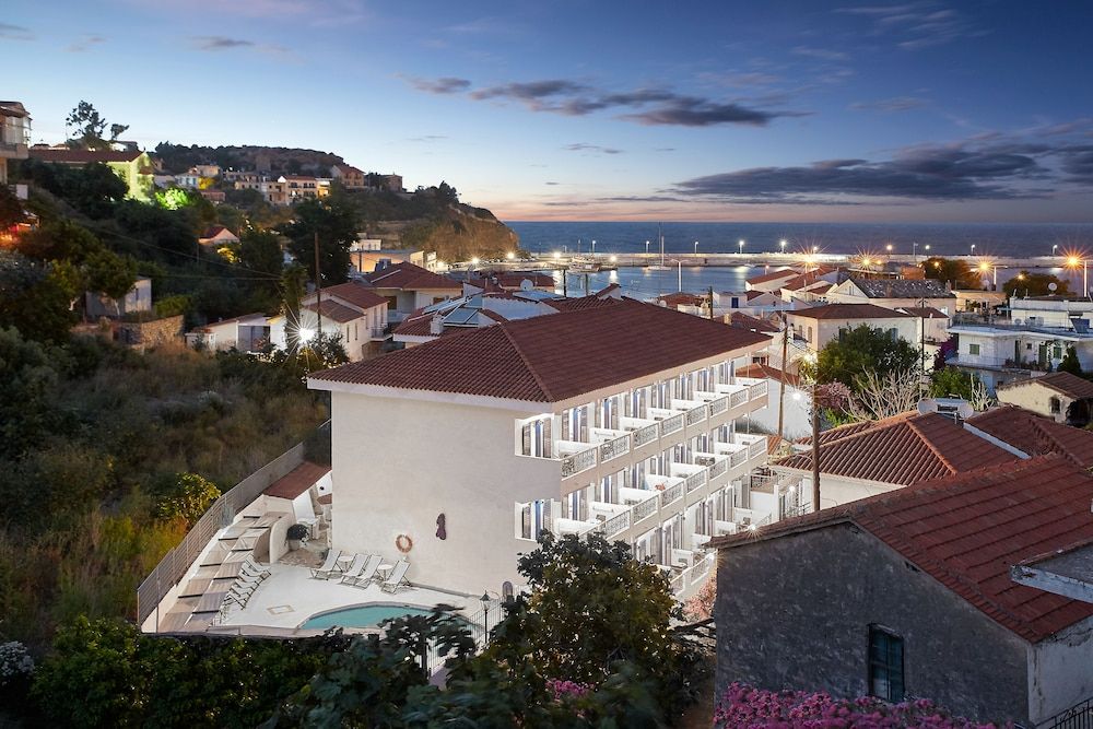 Atheras 3 étoiles à Agios Kirykos