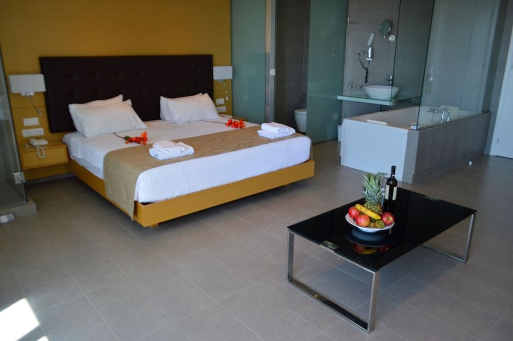 Atlantis Boutique City Hotel 3