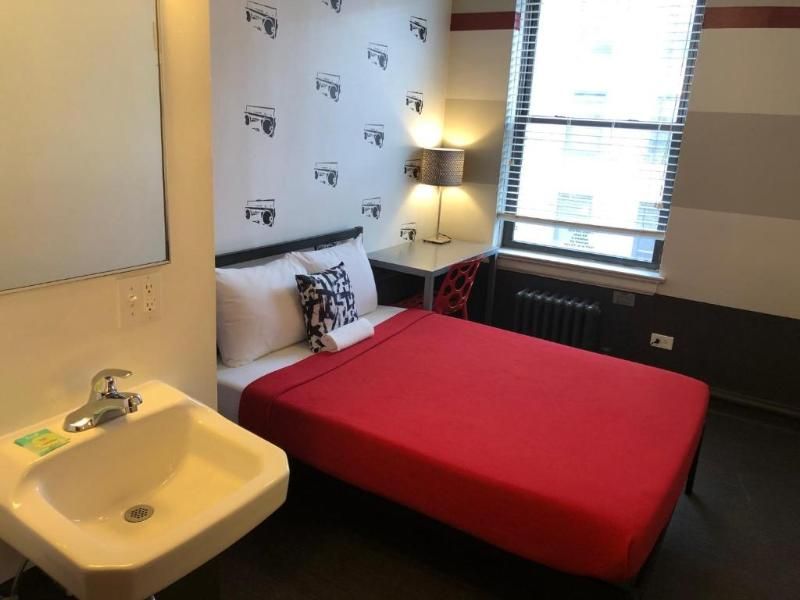 Chicago Getaway Hostel 3