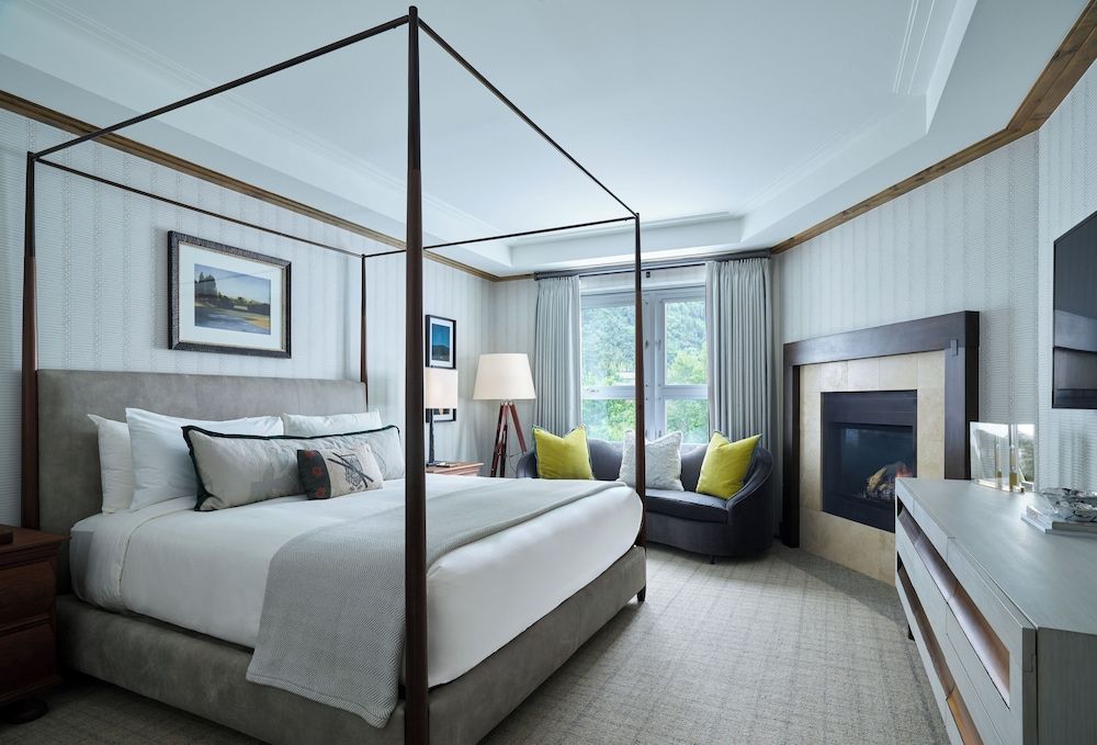 Residences at the Little Nell 3