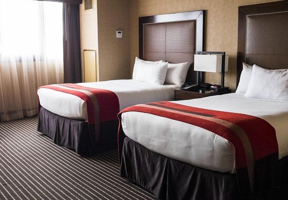 Cactus Petes Resort Casino & Horseshu Hotel and Casino 2