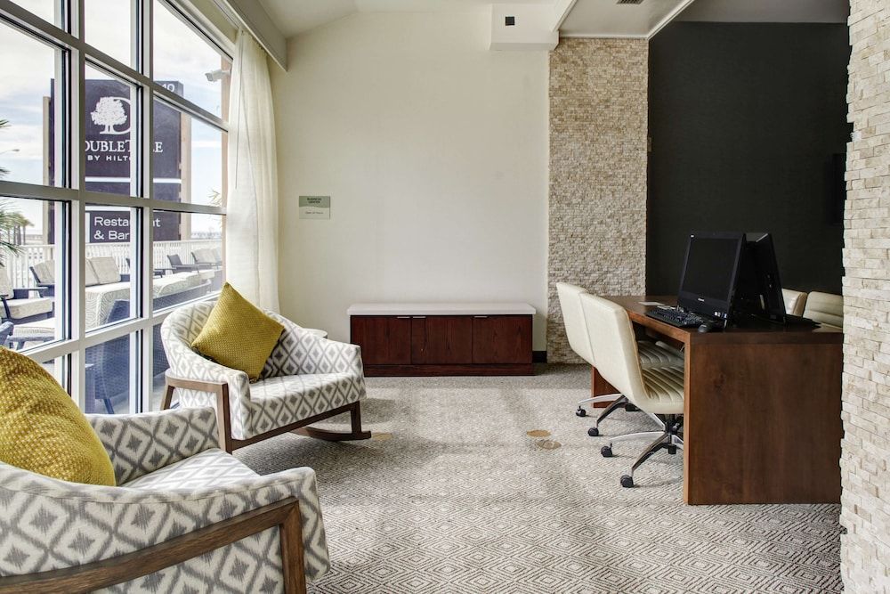 DoubleTree by Hilton Hotel Biloxi 2