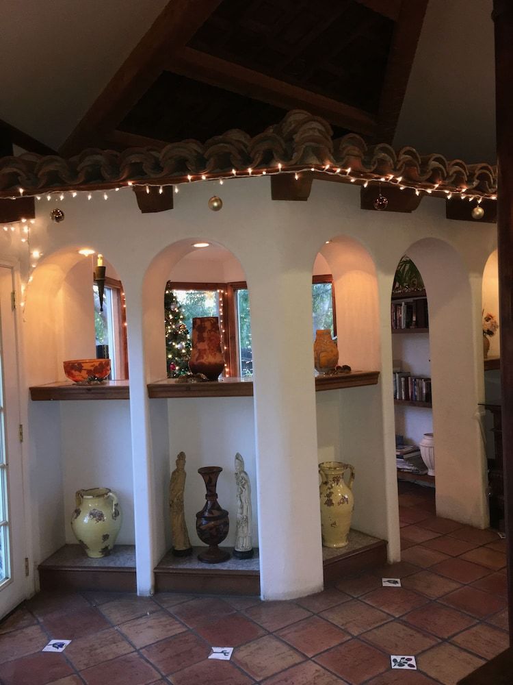 Chantico Inn & Suites 3