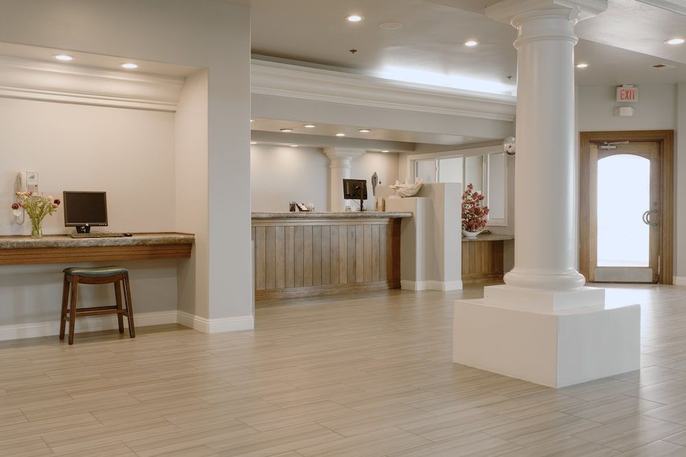 Tamarack Beach Resort Hotel 2