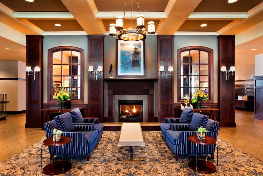 Sheraton Erie Bayfront Hotel 2