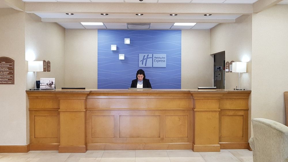 Holiday Inn Express Saltillo Zona Aeropuerto, an IHG Hotel 2