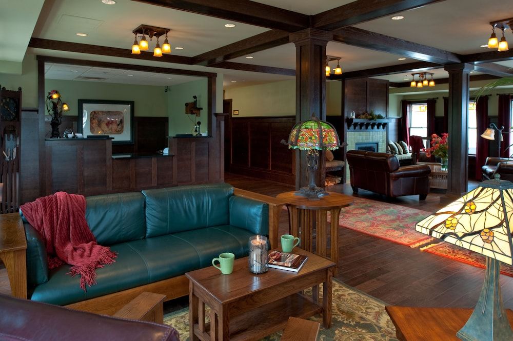 Chase On The Lake Resort Hotel 2