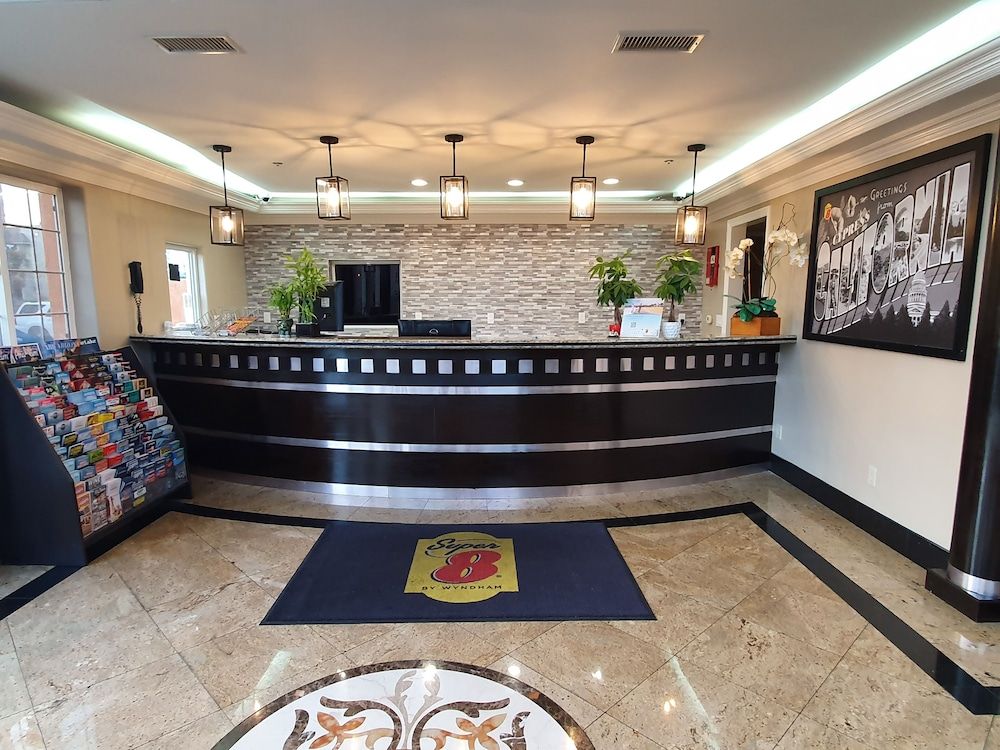 Super 8 by Wyndham Cypress Buena Park Area 2