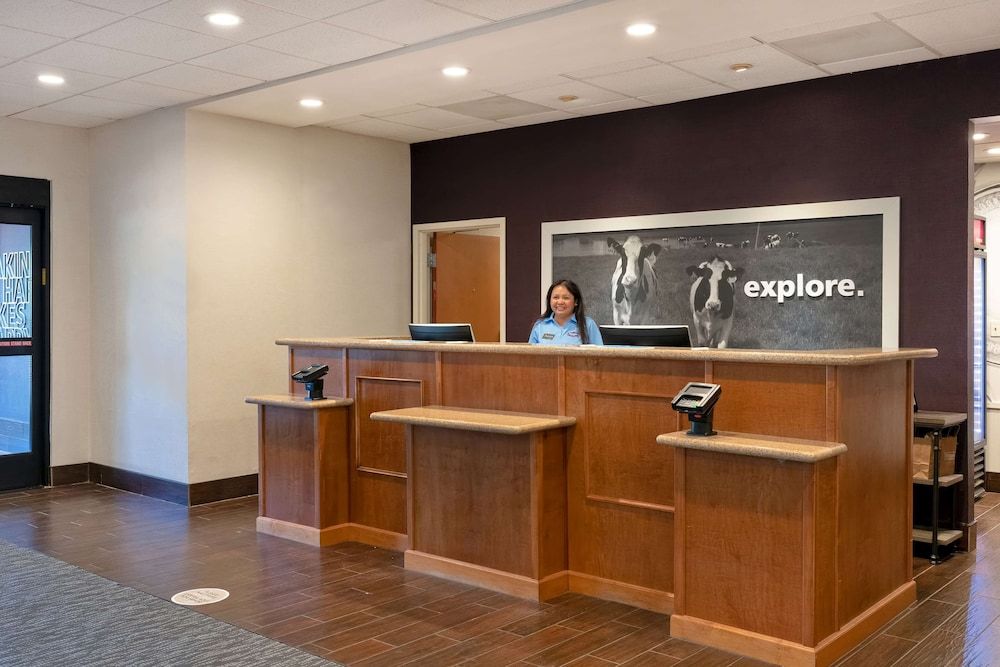 Hampton Inn & Suites Rohnert Park - Sonoma County 2