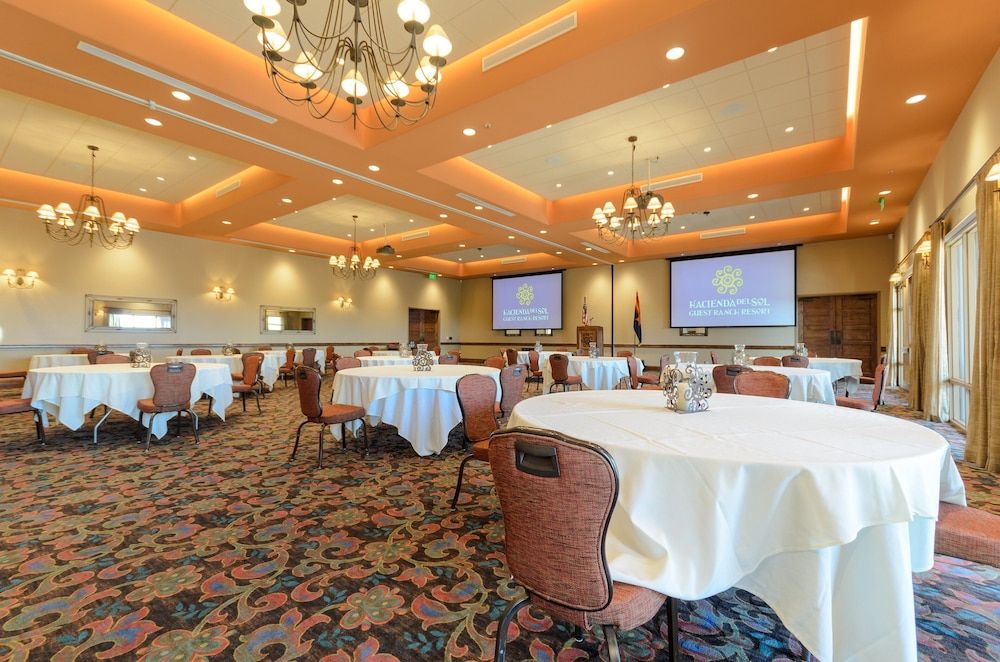 Hacienda Del Sol Guest Ranch Resort 3