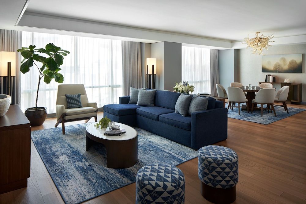 The Opus Westchester, Autograph Collection 2