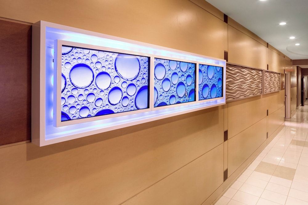 SpringHill Suites Bakersfield 2