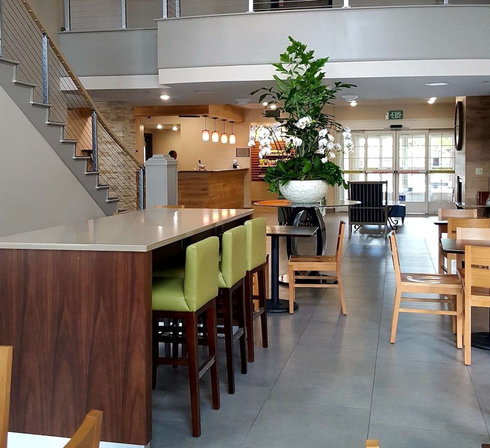 Spark by Hilton Redlands 3