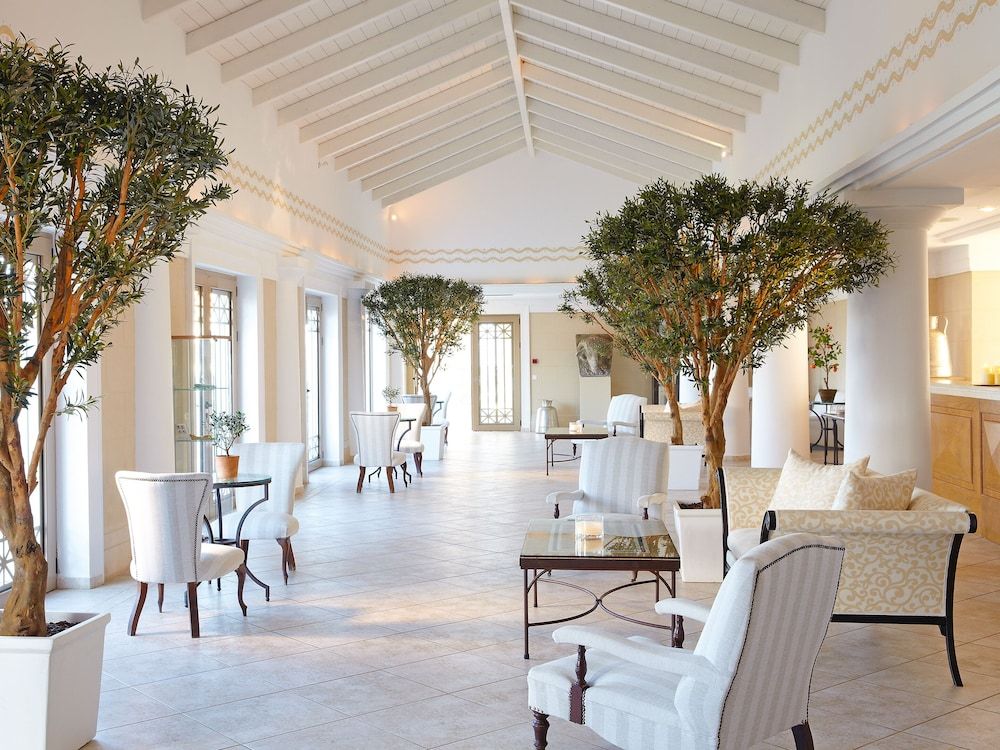 Grecotel La Riviera 3