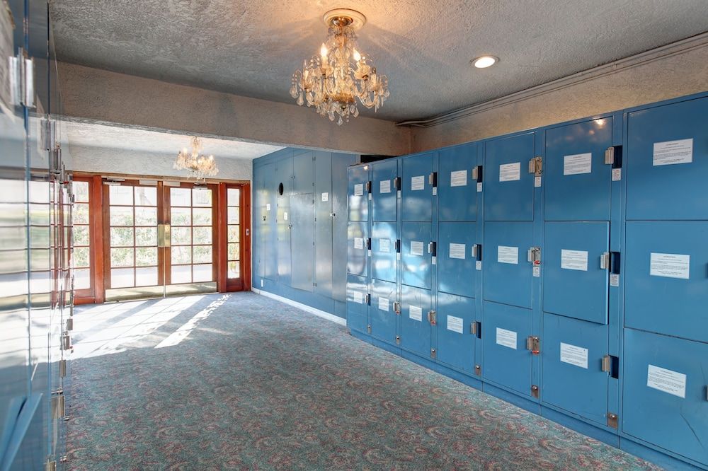 Tradewinds Hotel LAX Airport 1