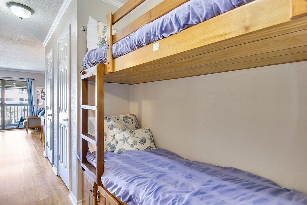Casa Del Mar C279 1 Bedroom Condo by RedAwning 2