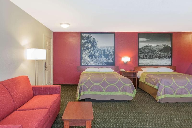 Super 8 by Wyndham Flagstaff I-40 Ex198 Lucky Lane 1