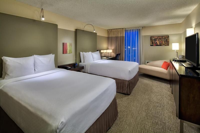 Crowne Plaza Chicago West Loop 1