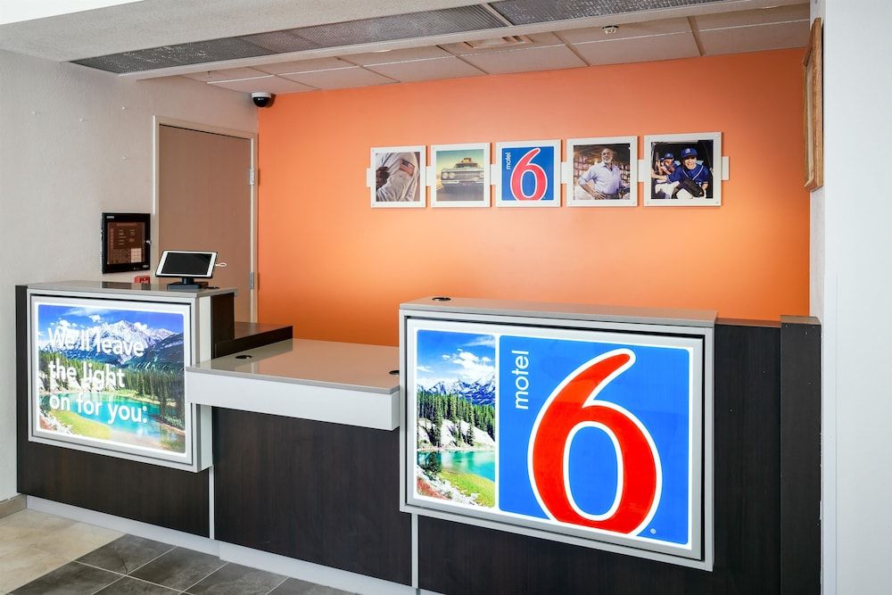 Motel 6 Anchorage, AK - Midtown 2