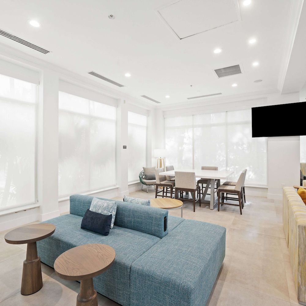 Hilton Garden Inn Fort Lauderdale Airport-Cruise Port 2