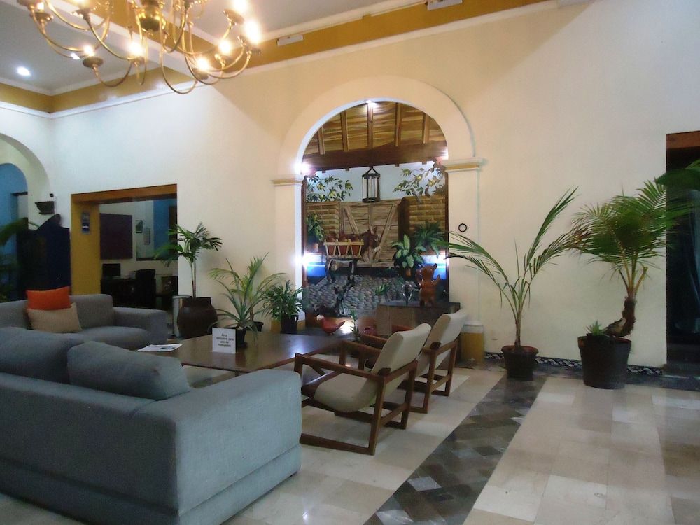Concierge Plaza Colima 3
