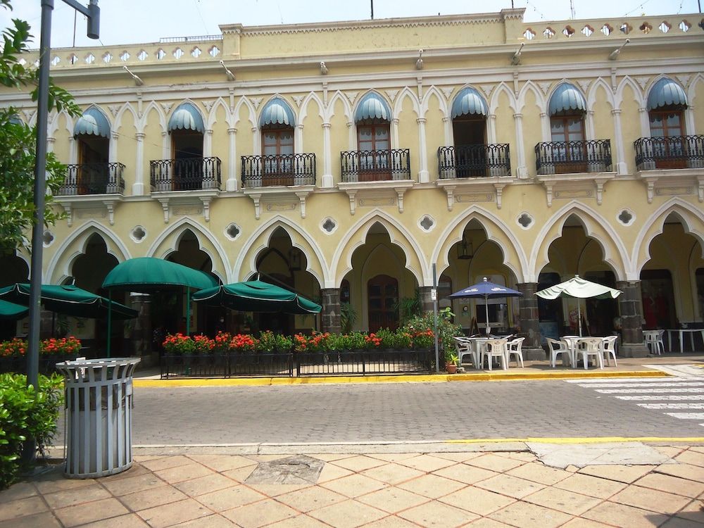Concierge Plaza Colima 4 étoiles à Colima