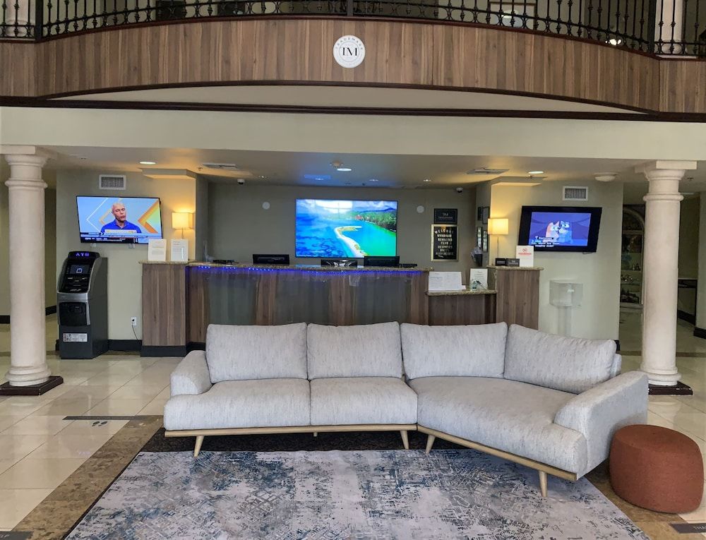 Hotel Marguerite Trademark Collection by Wyndham 3