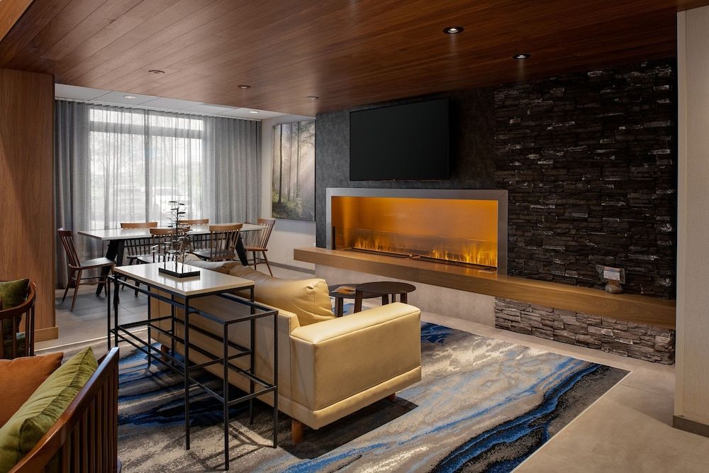 Fairfield Inn & Suites by Marriott Missoula 3