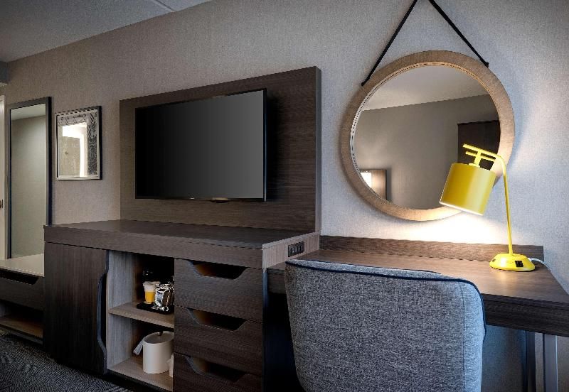 Hampton Inn Boston/Cambridge 3