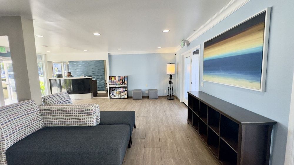 Marina Village Inn 2