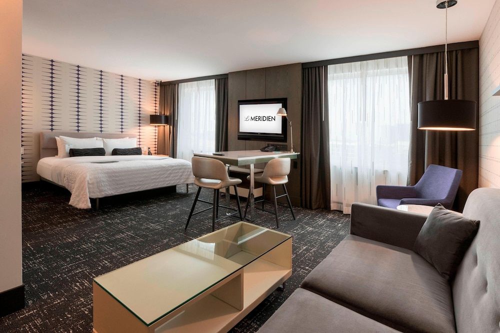 Le Meridien Dallas by the Galleria 1